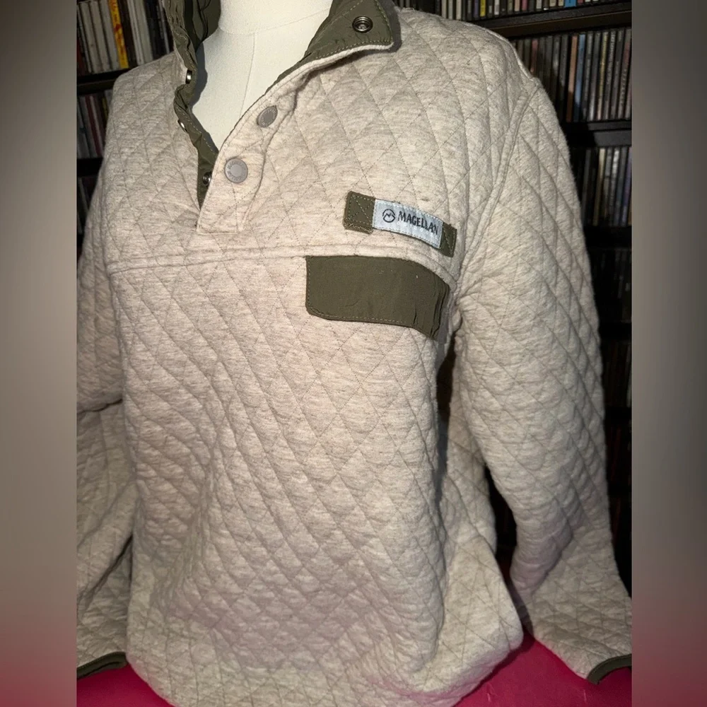 Magellan Outdoors Olive and Heather Gray Quilted Jacket Boho Festival Cozy M - Picture 2 of 5